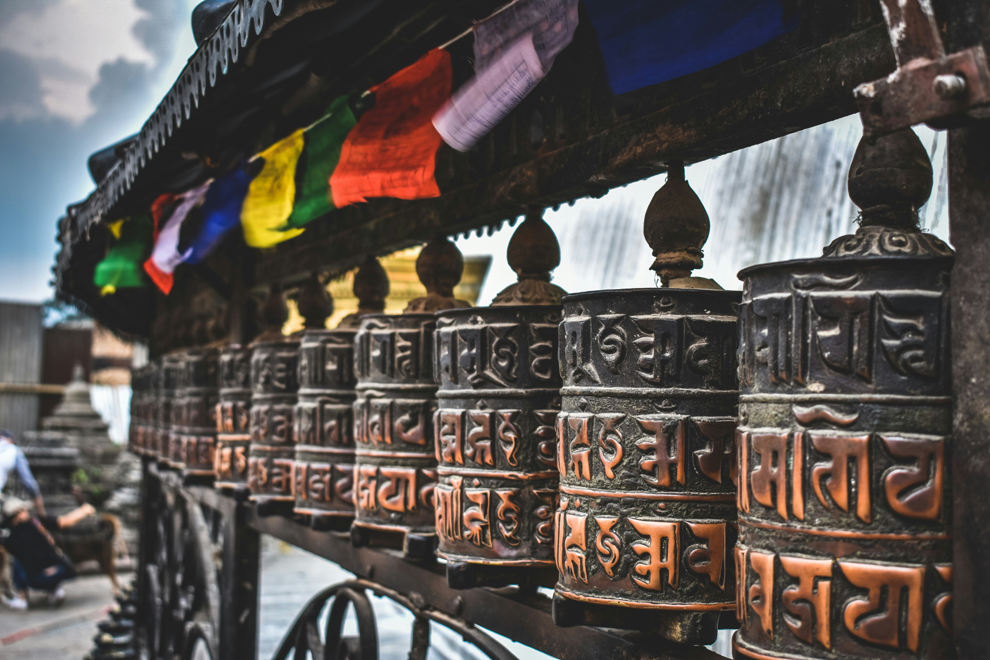 découvrez les trésors cachés du népal avec ses paysages magnifiques, ses cultures ancestrales et son riche patrimoine.